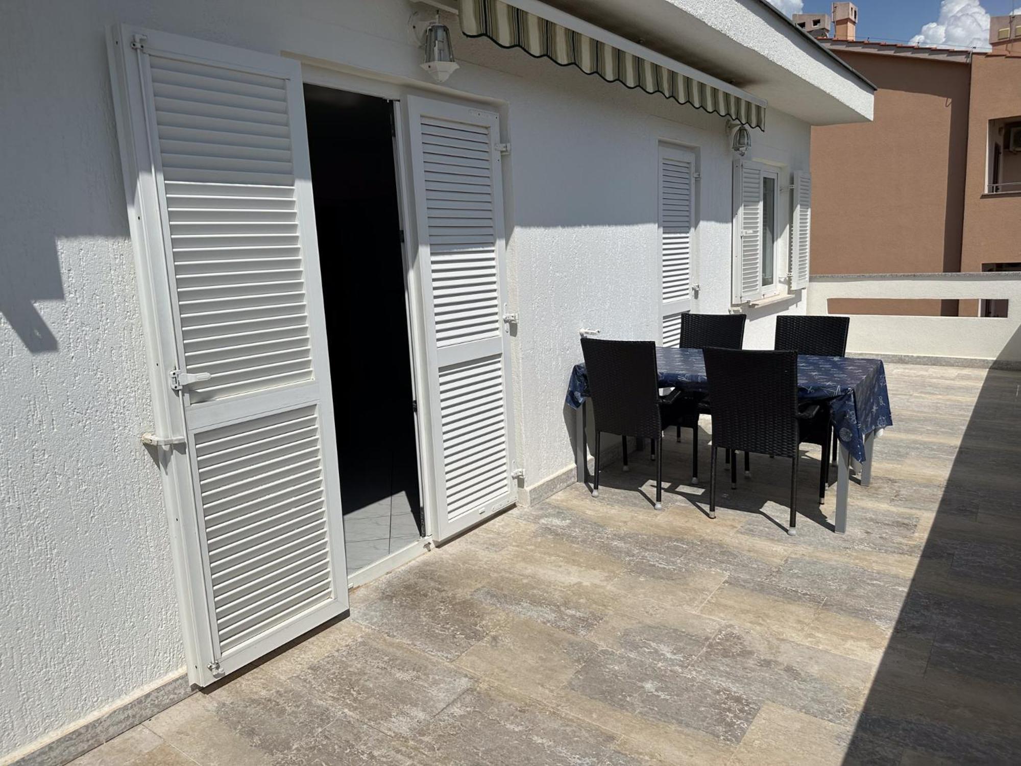 Apartments Barica 克尔克 外观 照片